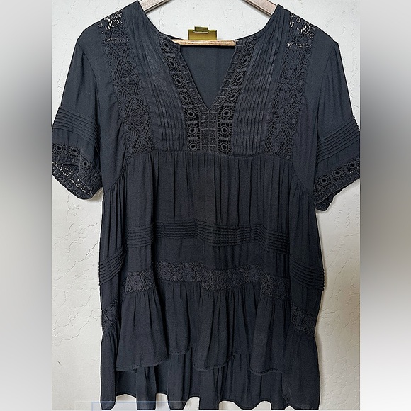 Maeve Anthropologie Black Boho Babydoll Short Sleeve Blouse Size Large Top - Picture 3 of 12